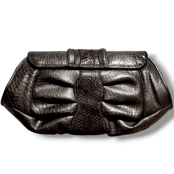 BAGS BY SYLVIA VINTAGE LEATHER CLUTCH BAG - Picture 2 of 10